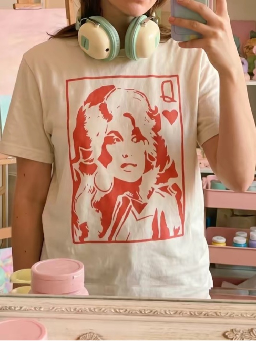 Dolly Parton Queen Of Hearts Country Music Fan Tee Miss Our Queen Dolly - Gildan